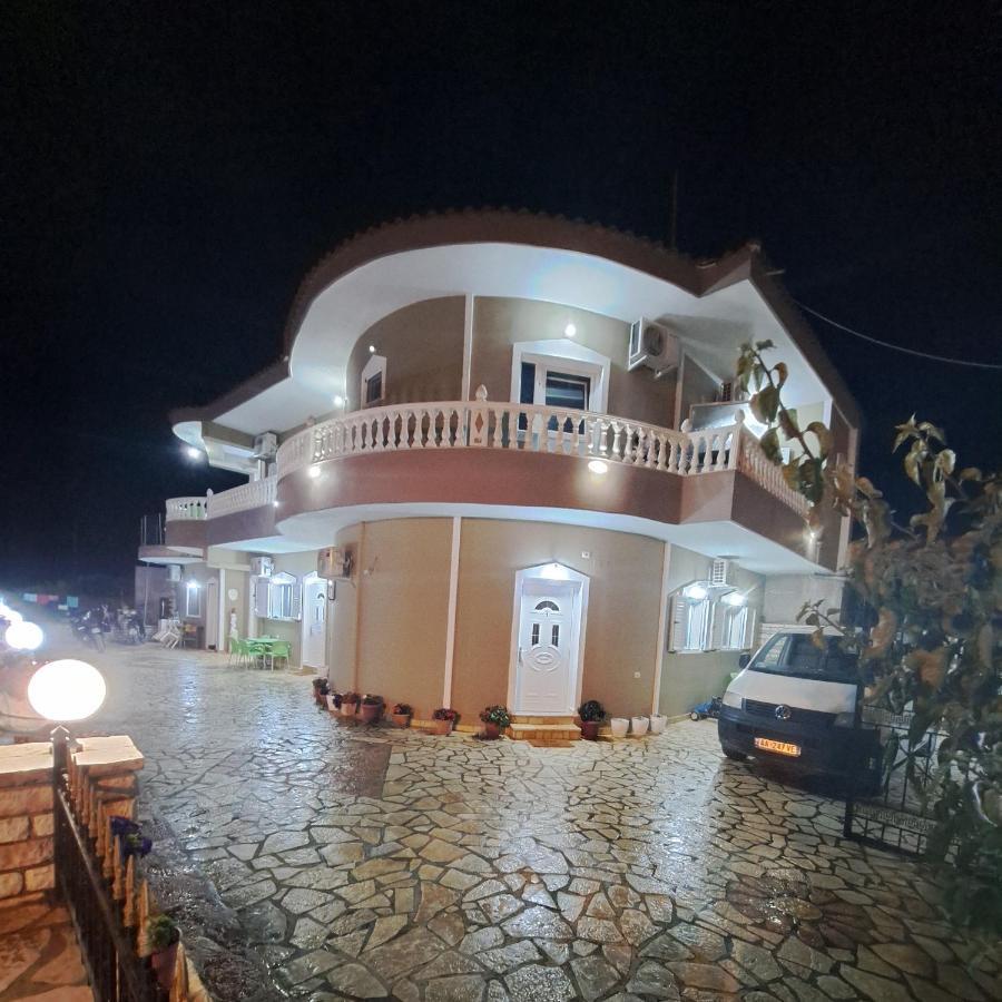 Vila Zeqo Muka 사밀 외부 사진